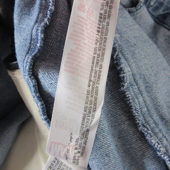 Marvel Disney Denim Trucker Jacket Doctor Strange America Chavez Size XL - Picture 15 of 16